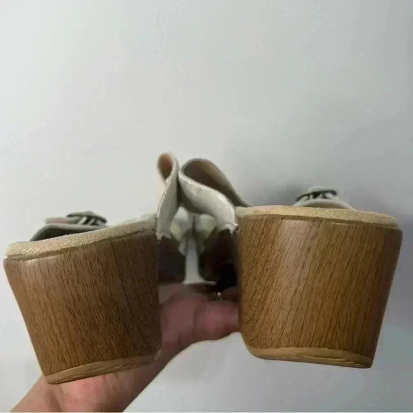 Dansko Open Toe Gold Glitter Wooden Platform Size 10.5 - Picture 8 of 9